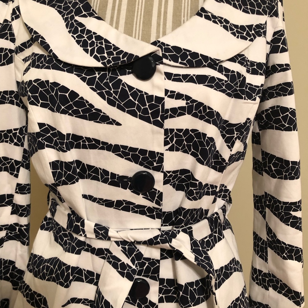 Navy/white blazer - Picture 2 of 3